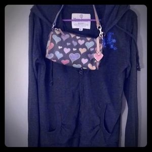 A SIZE LARGE UK SWEATSHIRT WITH A VINTAGE DOONEY!!